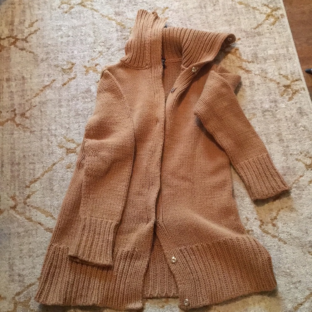 High-neck tan, snapping (snappy!) cardigan